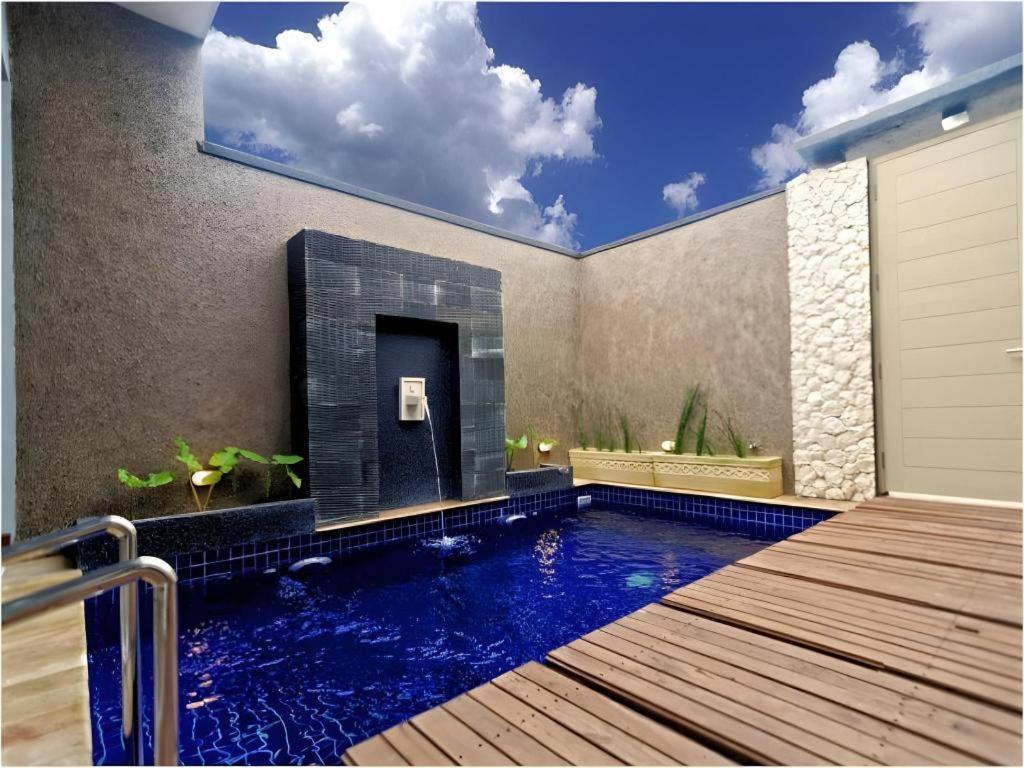 Bali Rich Villa Tuban  Εξωτερικό φωτογραφία