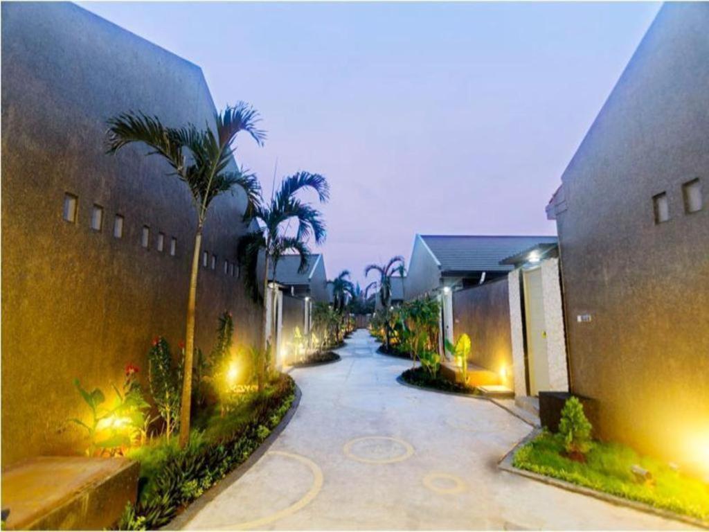 Bali Rich Villa Tuban  Εξωτερικό φωτογραφία